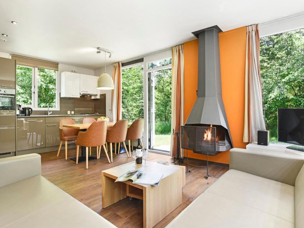 Luxury 4-Person Bungalow In The Holiday Park Landal Twenhaarsveld Хльтен Экстерьер фото
