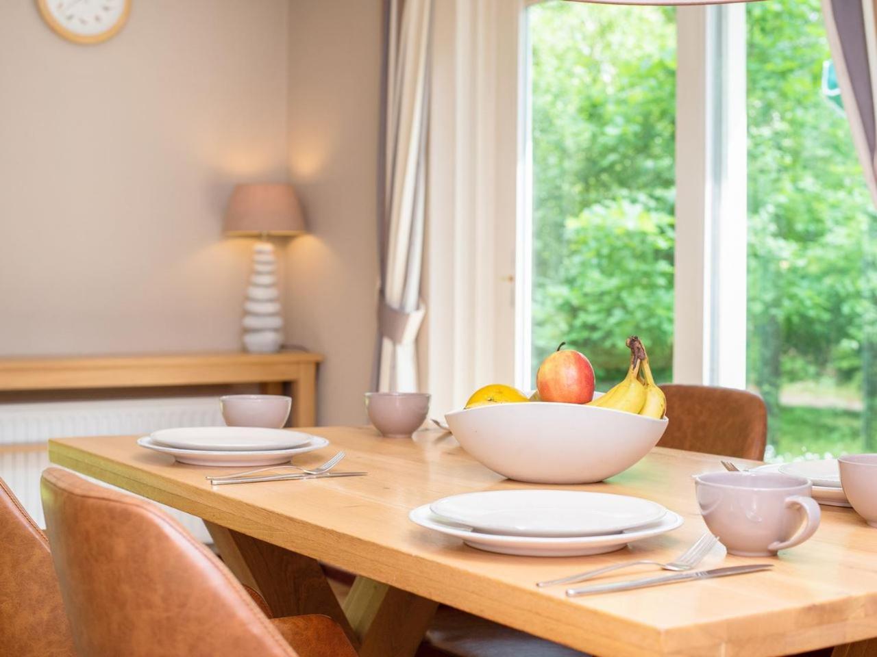 Luxury 4-Person Bungalow In The Holiday Park Landal Twenhaarsveld Хльтен Экстерьер фото