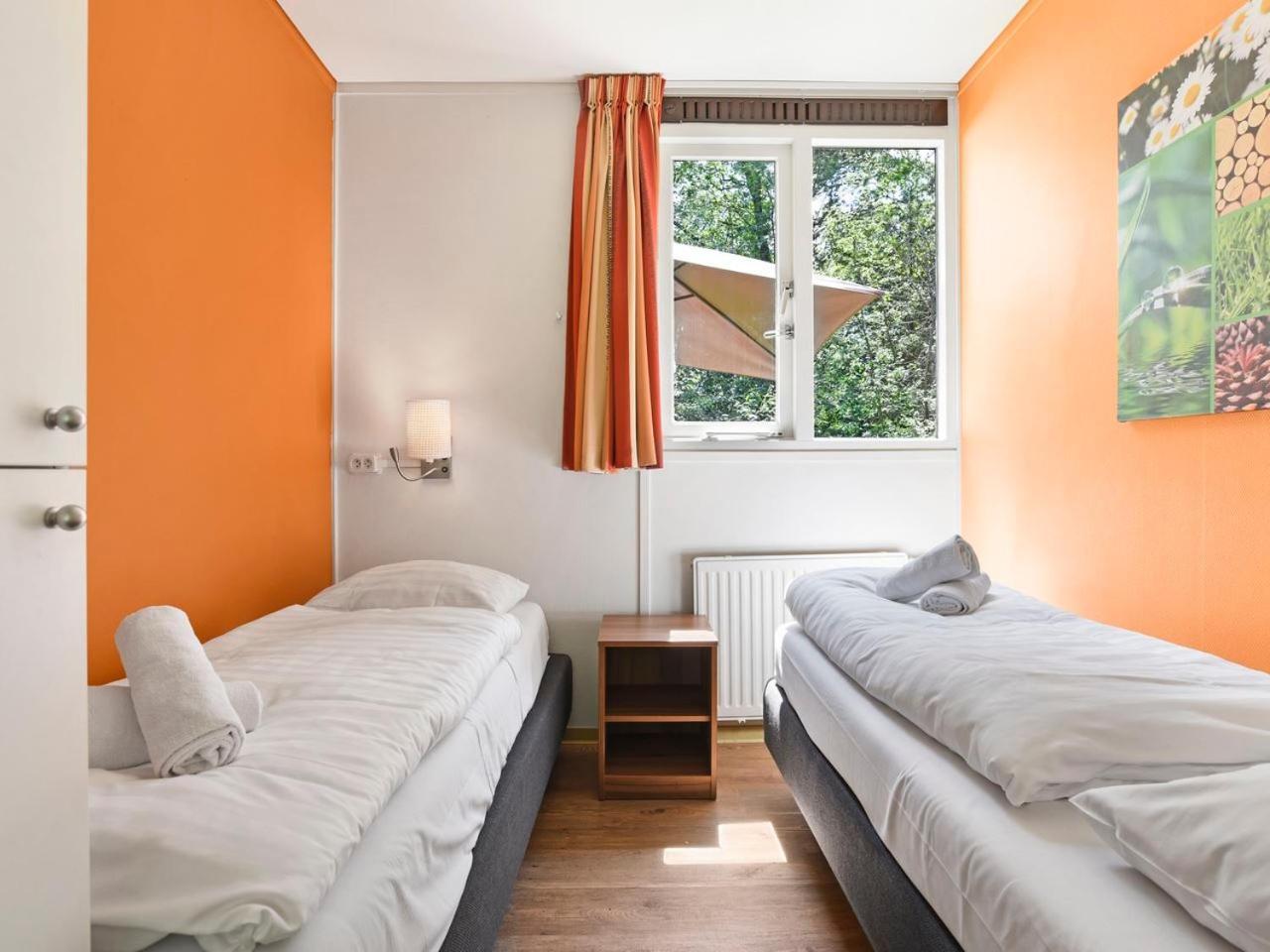 Luxury 4-Person Bungalow In The Holiday Park Landal Twenhaarsveld Хльтен Экстерьер фото