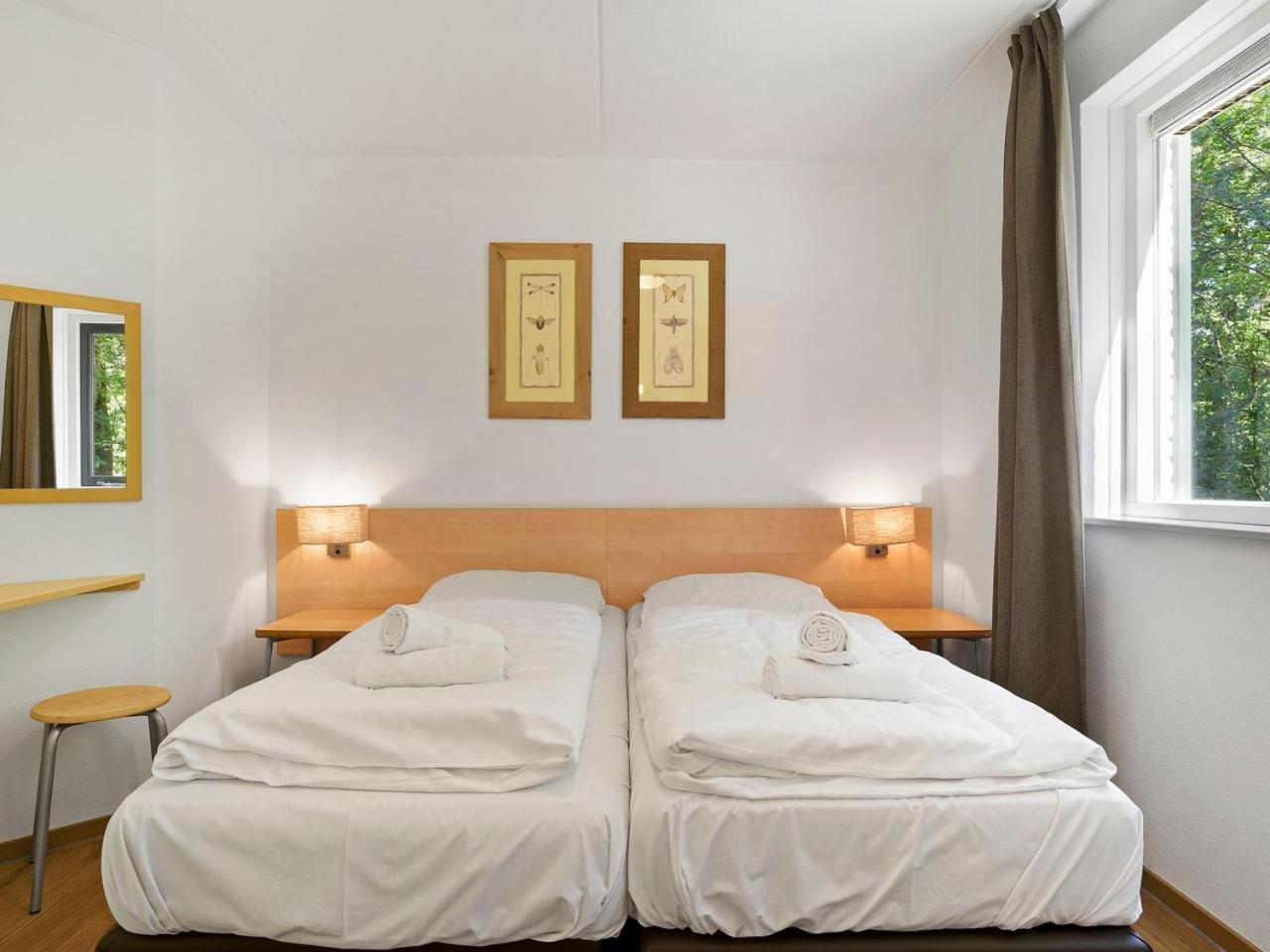 Luxury 4-Person Bungalow In The Holiday Park Landal Twenhaarsveld Хльтен Номер фото